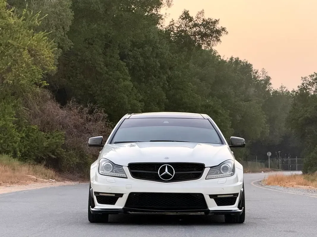 Mercedes-Benz C-Class C 63 AMG Speedshift MCT (457 hp) - 2