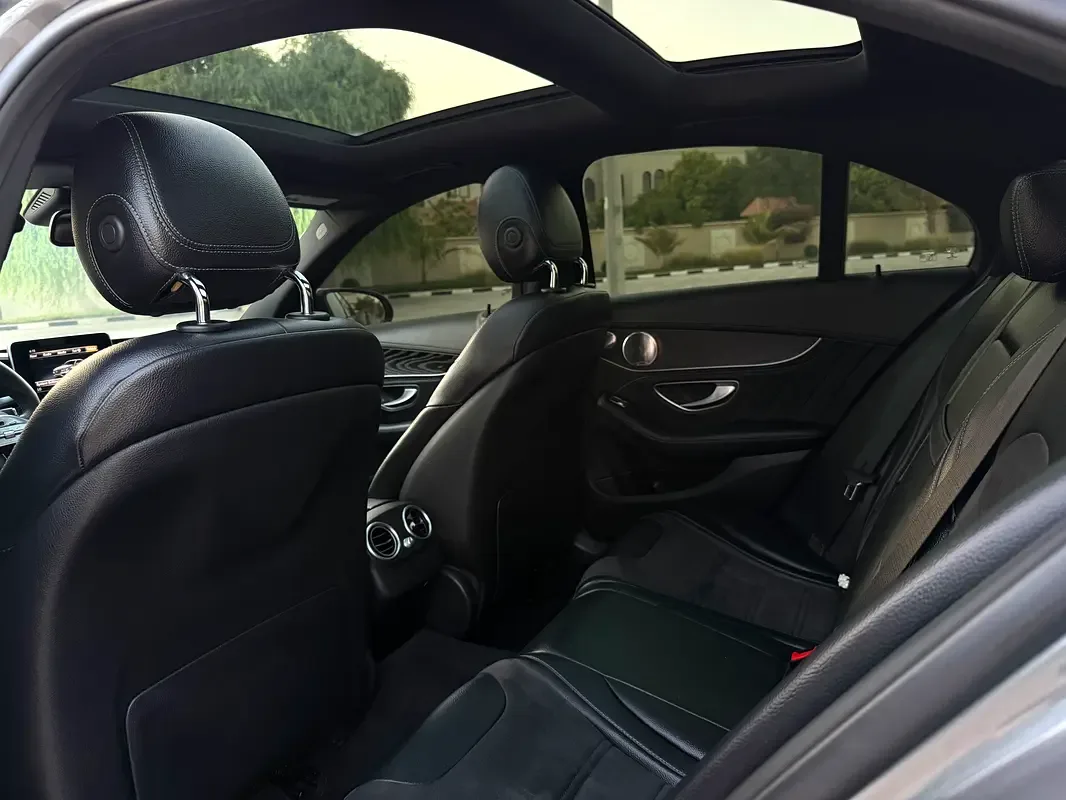 Mercedes-Benz C-Class C 63 SPEEDSHIFT (476 حصان) - 7