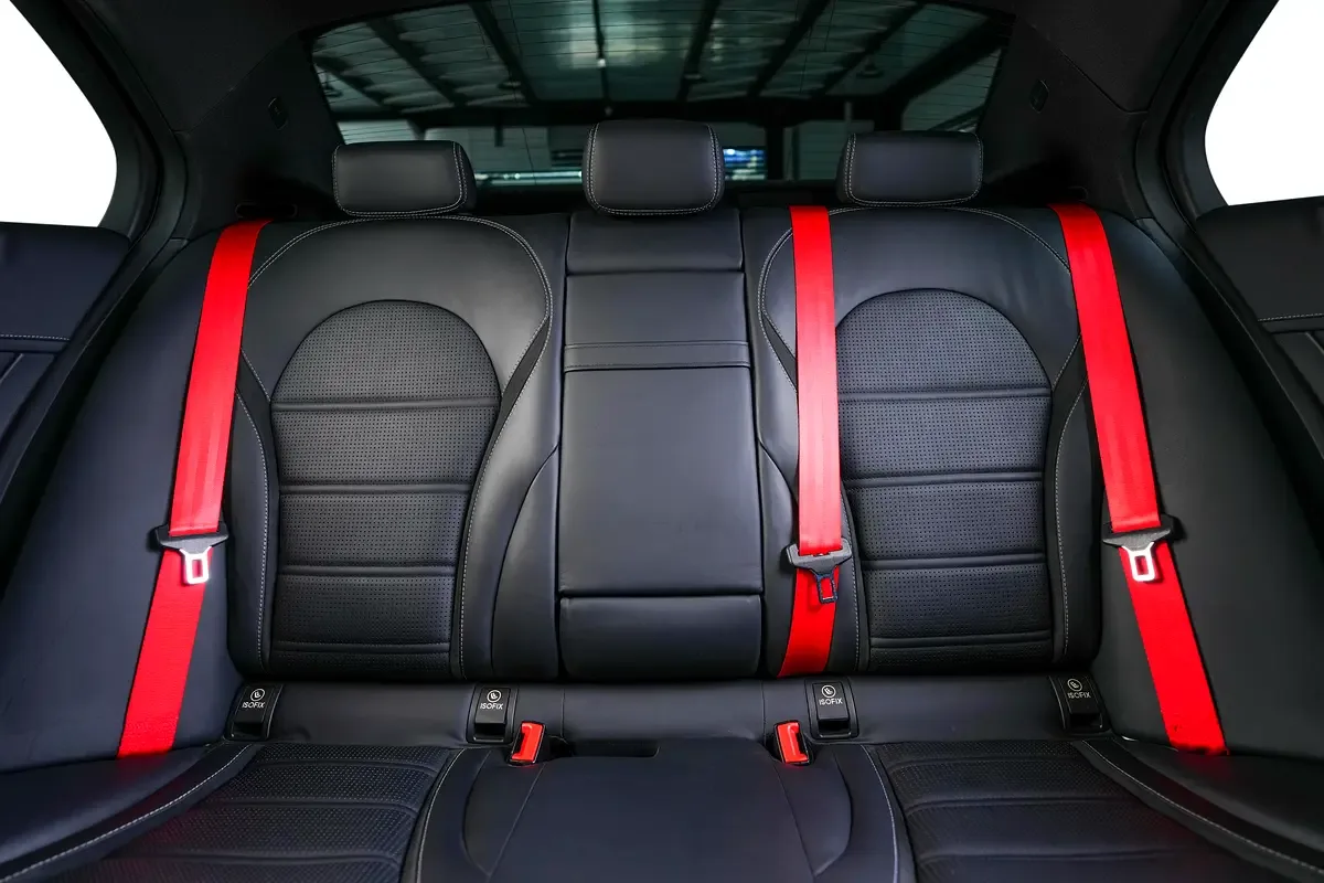 Mercedes-Benz C-Class C 63 SPEEDSHIFT DCT (476 hp) - 17
