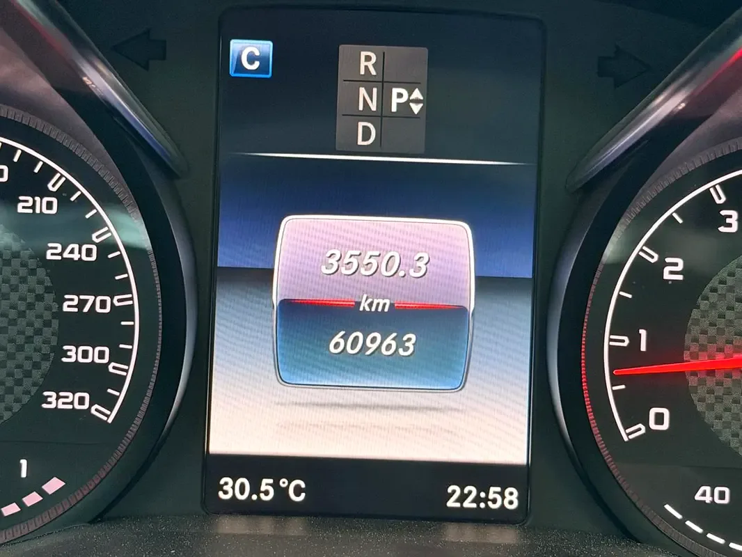 Mercedes-Benz C-Class C 63 SPEEDSHIFT DCT (476 hp) - 6
