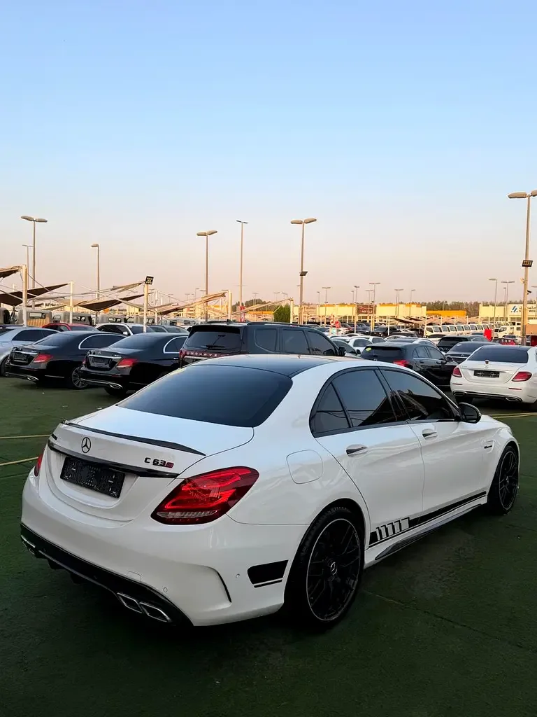 Mercedes-Benz C-Class C 63 SPEEDSHIFT DCT (476 hp) - 16