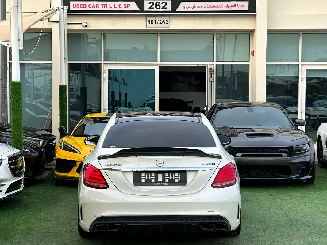 Mercedes-Benz C-Class C 63 SPEEDSHIFT DCT (476 حصان) - 5