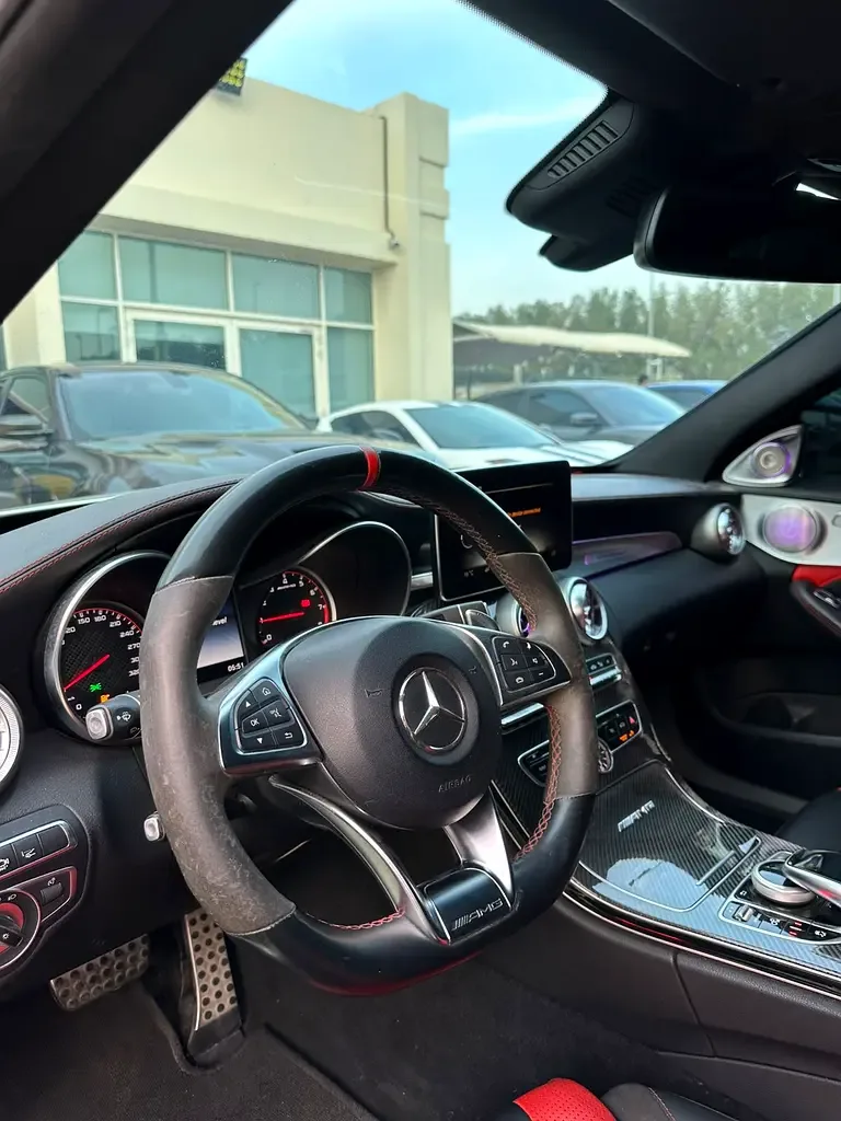 Mercedes-Benz C-Class C 63 SPEEDSHIFT DCT (476 حصان) - 8
