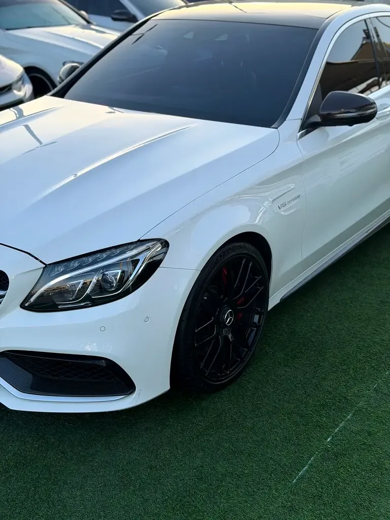 Mercedes-Benz C-Class C 63 SPEEDSHIFT DCT (476 حصان) - 5