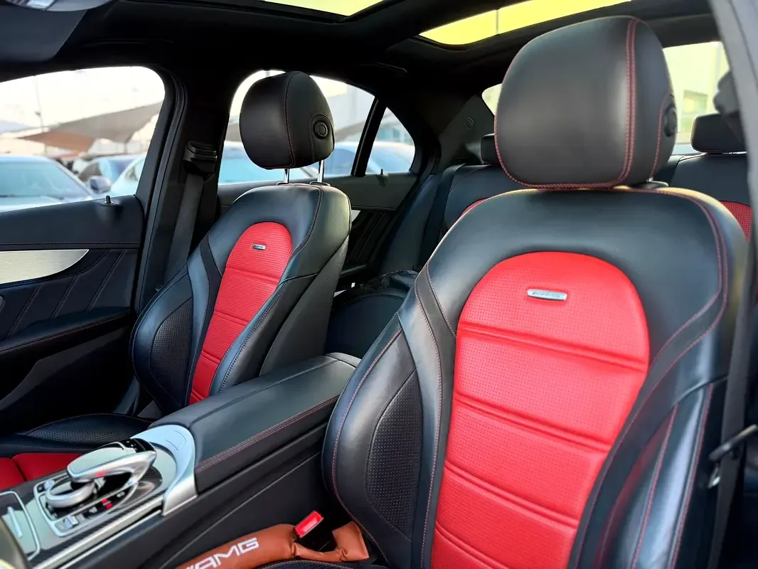 Mercedes-Benz C-Class C 63 SPEEDSHIFT DCT (476 حصان) - 9