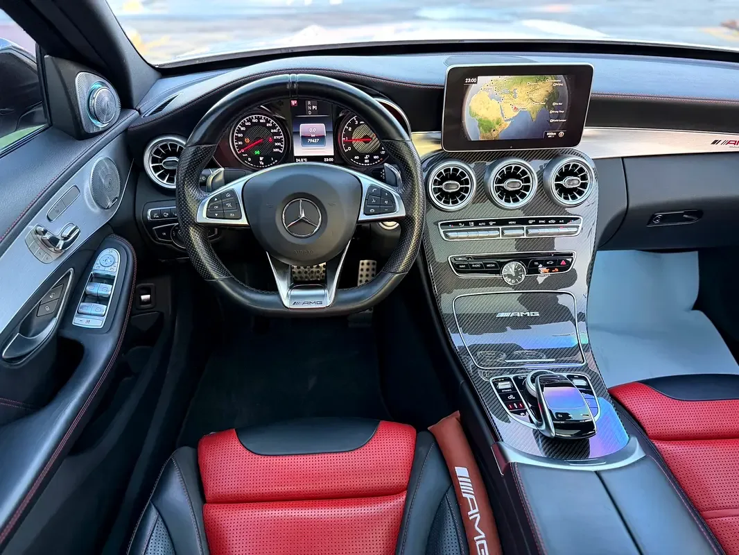 Mercedes-Benz C-Class C 63 SPEEDSHIFT DCT (476 حصان) - 12