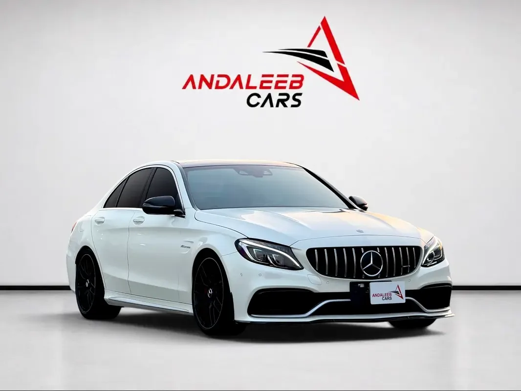 Mercedes-Benz C-Class C 63 SPEEDSHIFT DCT (476 حصان) - 3