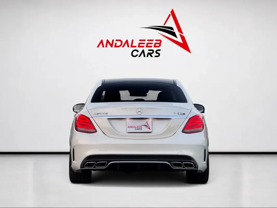 Mercedes-Benz C-Class C 63 SPEEDSHIFT DCT (476 حصان) - 4