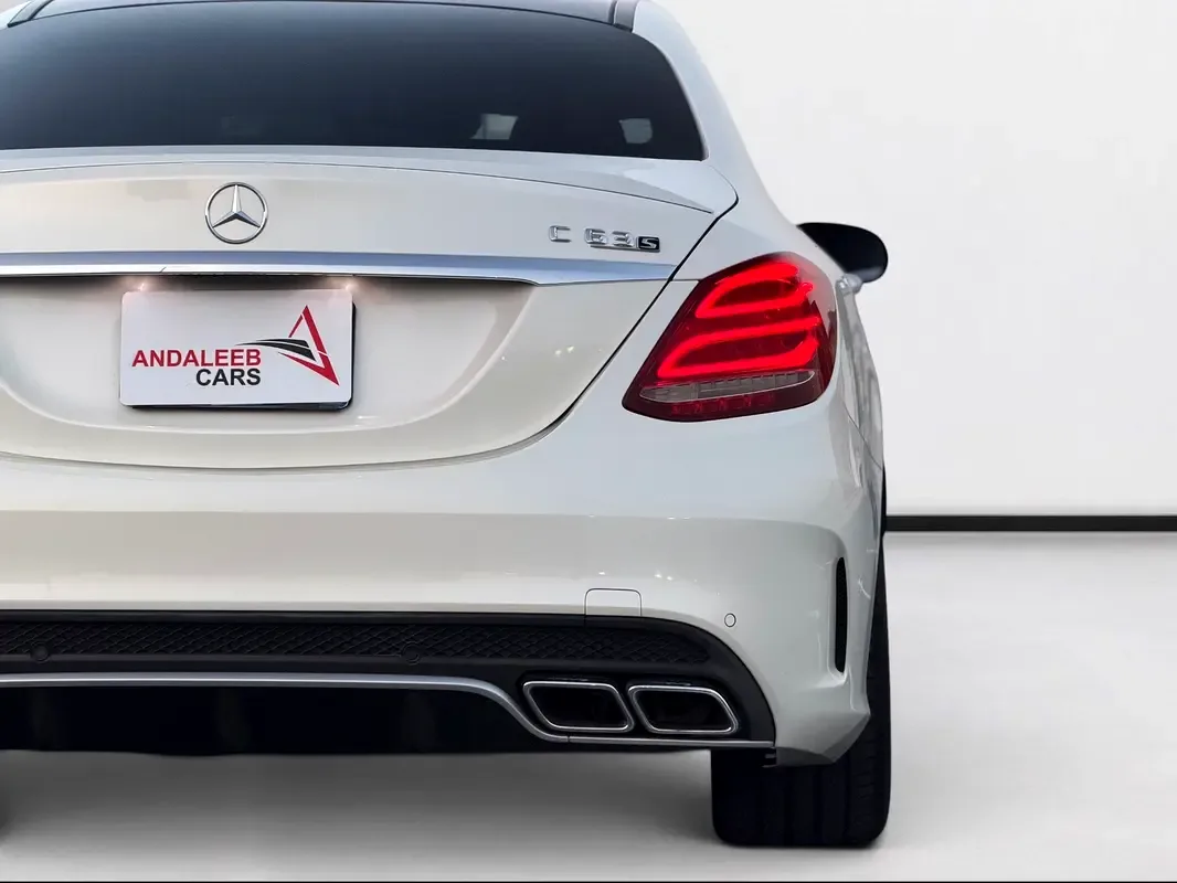 Mercedes-Benz C-Class C 63 SPEEDSHIFT DCT (476 حصان) - 5