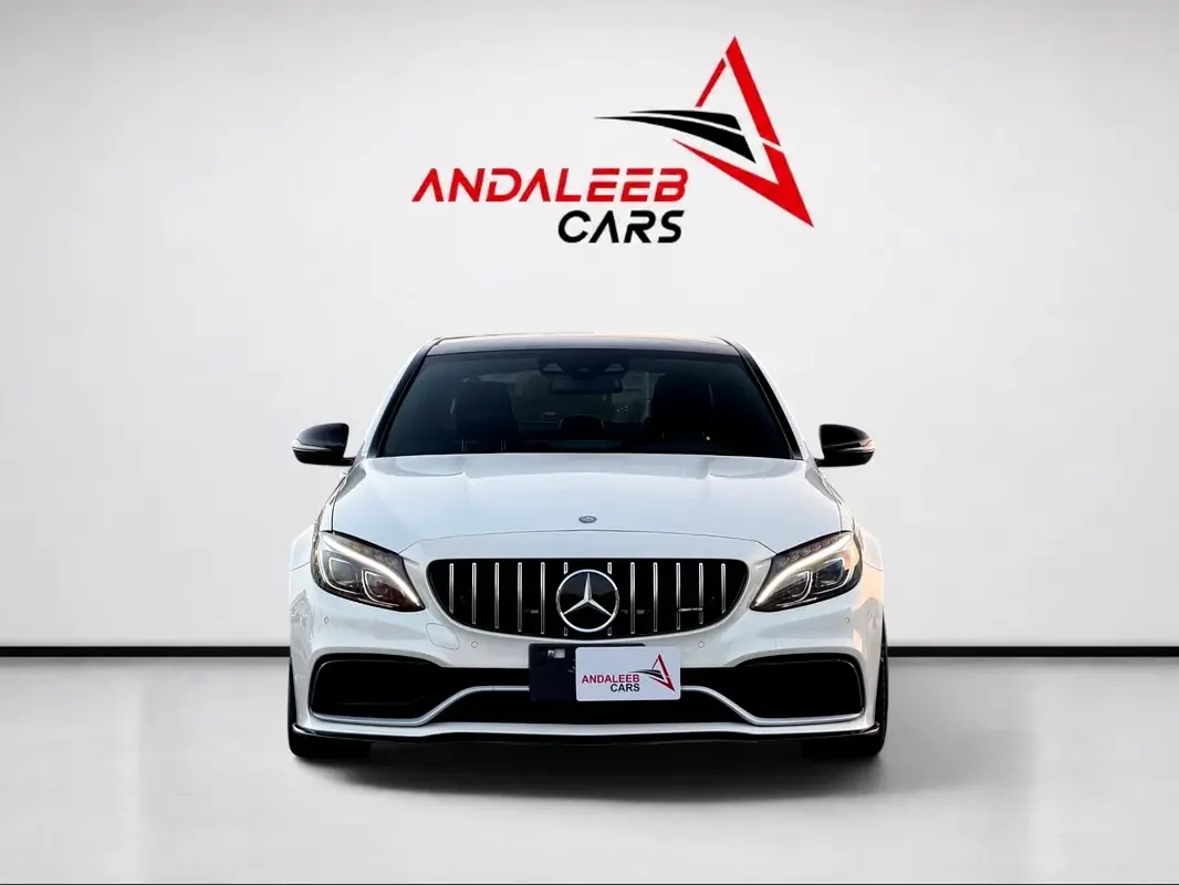 Mercedes-Benz C-Class C 63 SPEEDSHIFT DCT (476 حصان) - 2