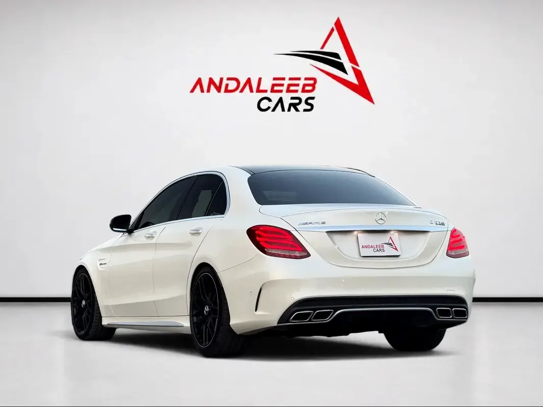 Mercedes-Benz C-Class C 63 SPEEDSHIFT DCT (476 حصان) - 8