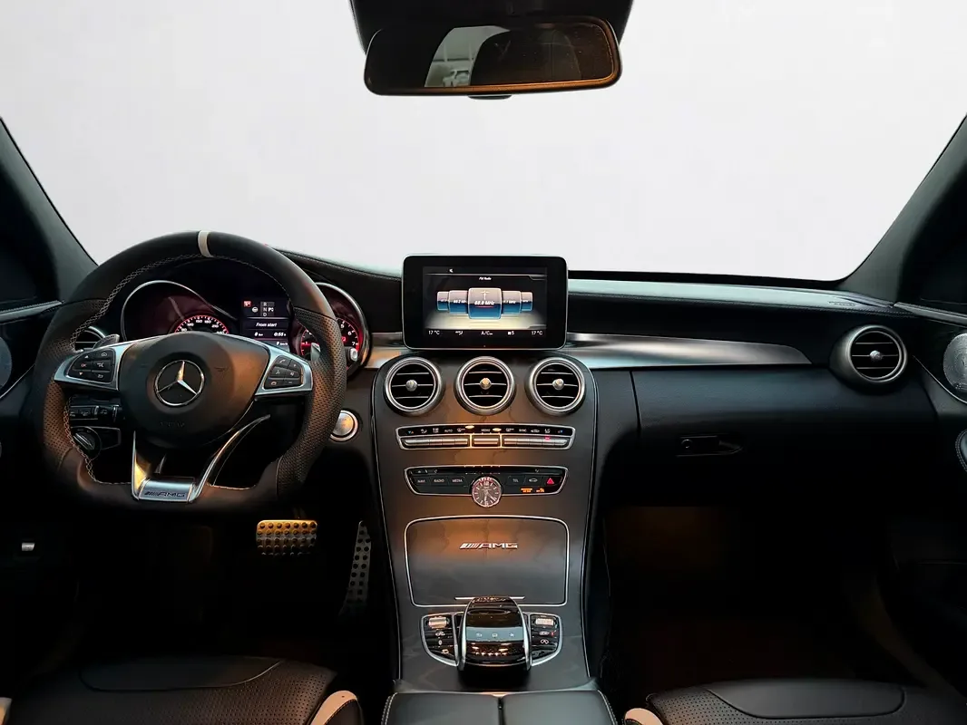 Mercedes-Benz C-Class C 63 SPEEDSHIFT DCT (476 حصان) - 14