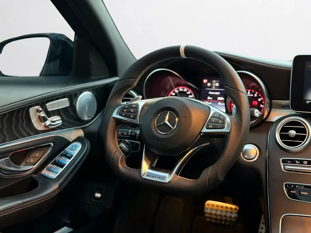 Mercedes-Benz C-Class C 63 SPEEDSHIFT DCT (476 حصان) - 15