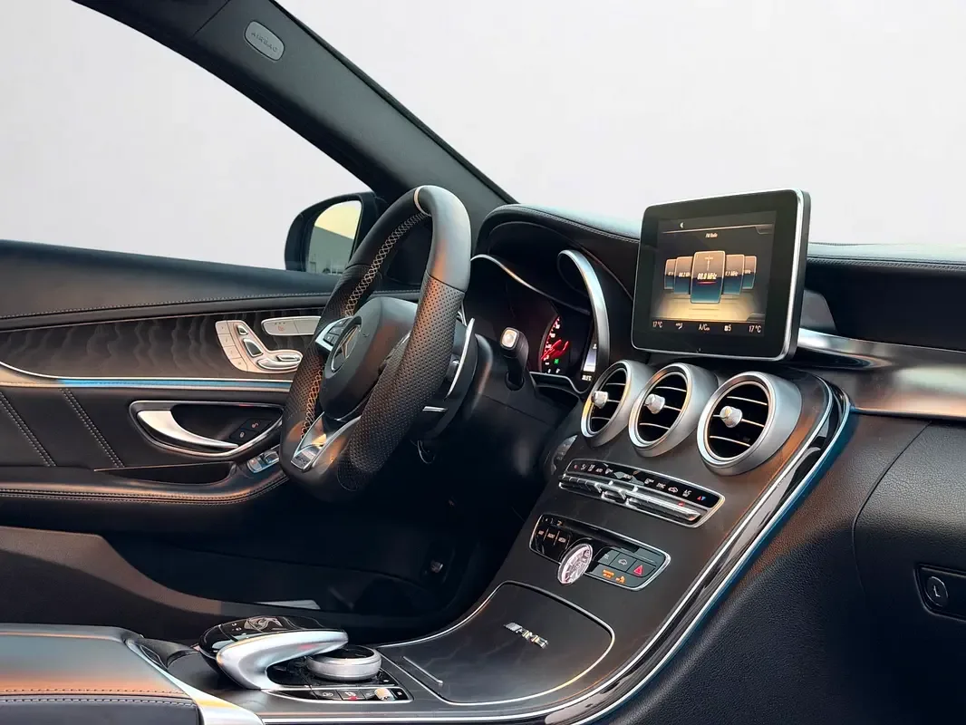 Mercedes-Benz C-Class C 63 SPEEDSHIFT DCT (476 حصان) - 13