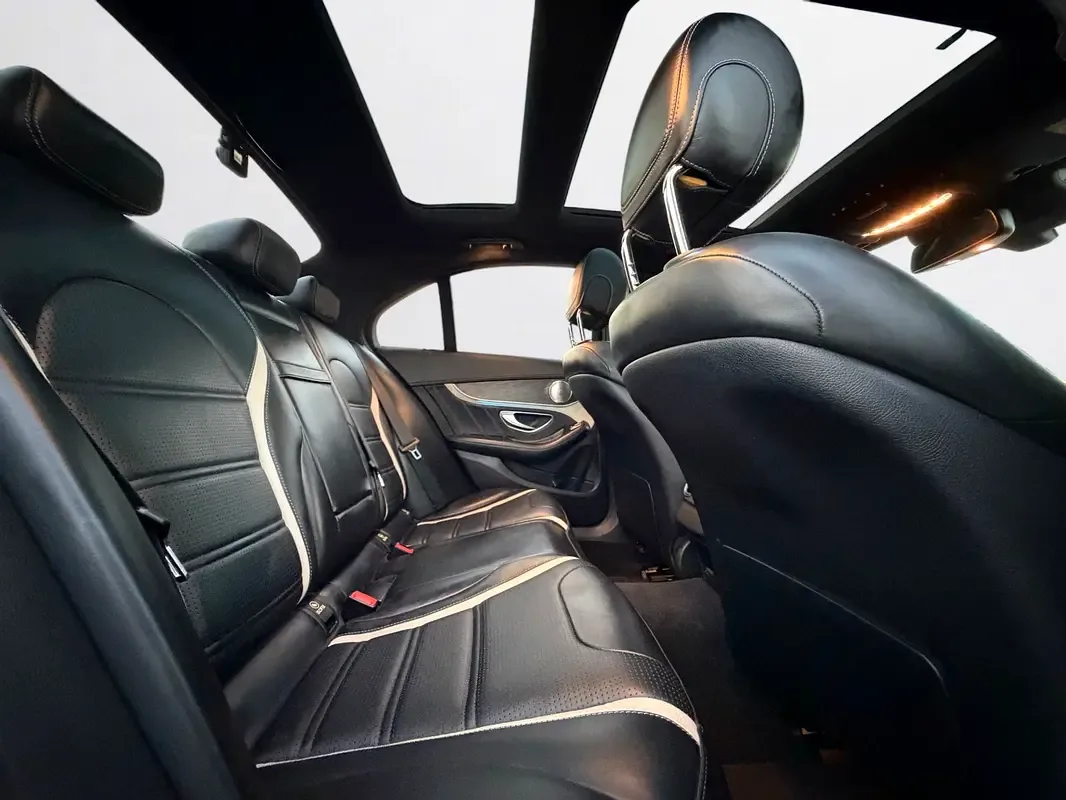 Mercedes-Benz C-Class C 63 SPEEDSHIFT DCT (476 حصان) - 20