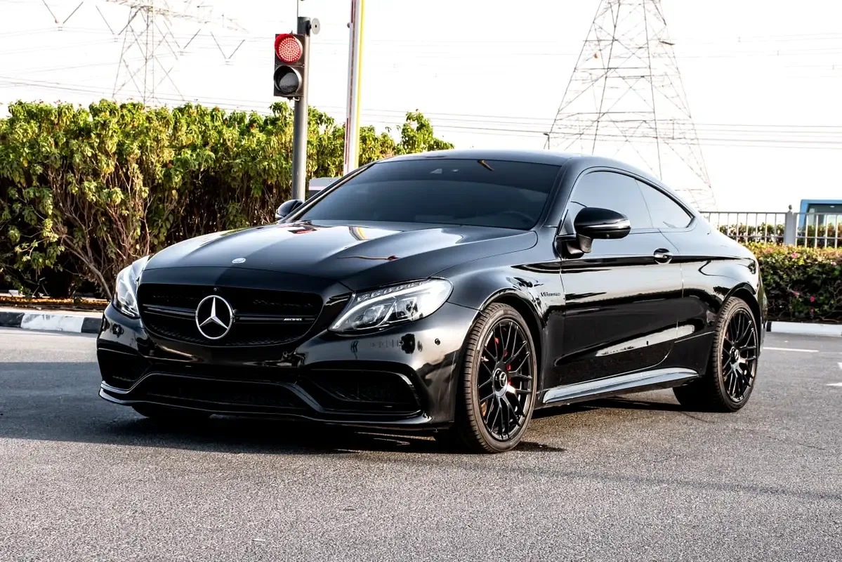 Mercedes-Benz C-Class s 63 7G-Tronic Plus (476 حصان) - 2