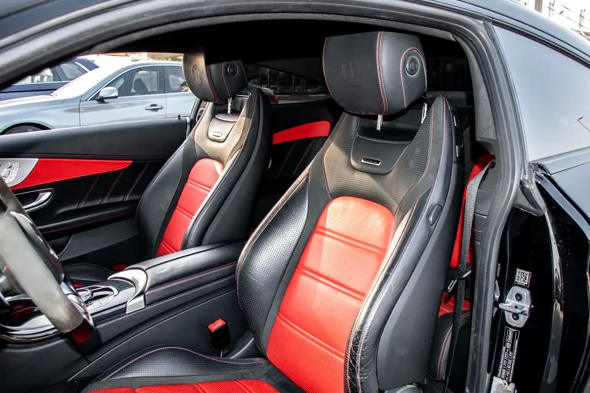 Mercedes-Benz C-Class s 63 7G-Tronic Plus (476 حصان) - 12