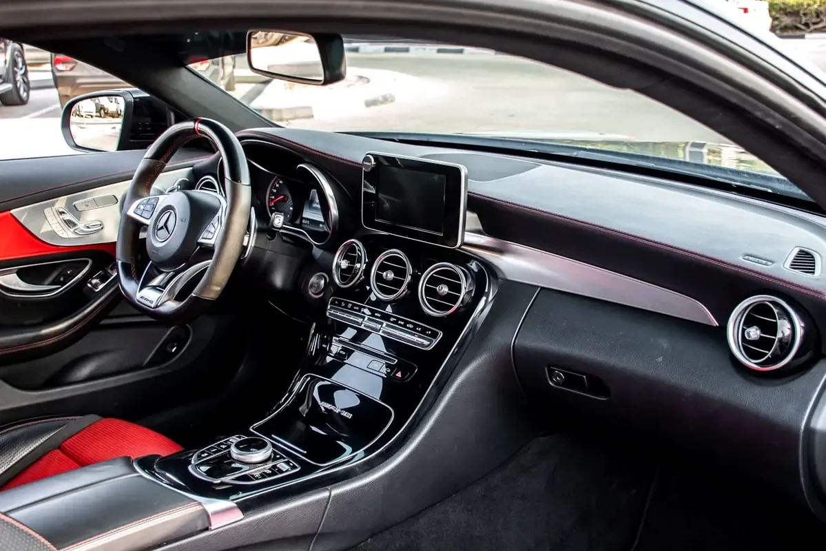 Mercedes-Benz C-Class s 63 7G-Tronic Plus (476 حصان) - 13