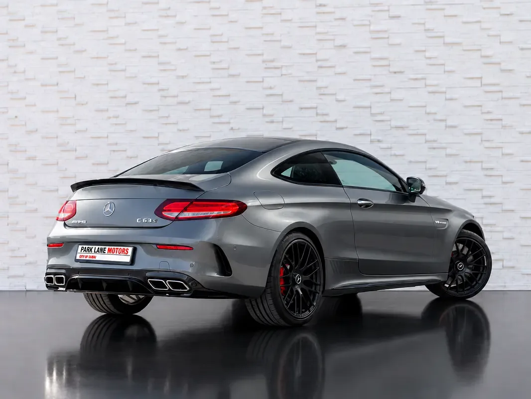 Mercedes-Benz C-Class s 63 7G-Tronic Plus (476 hp) - 2