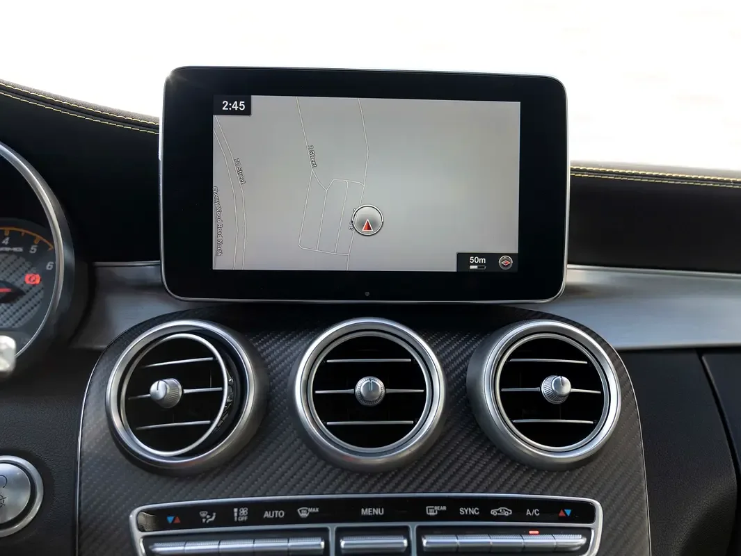 Mercedes-Benz C-Class s 63 7G-Tronic Plus (476 hp) - 20