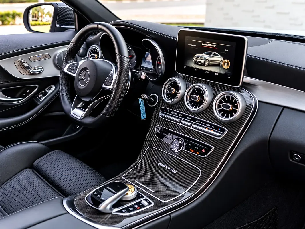 Mercedes-Benz C-Class s 63 7G-Tronic Plus (476 hp) - 7