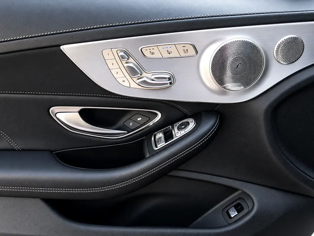 Mercedes-Benz C-Class s 63 7G-Tronic Plus (476 hp) - 9