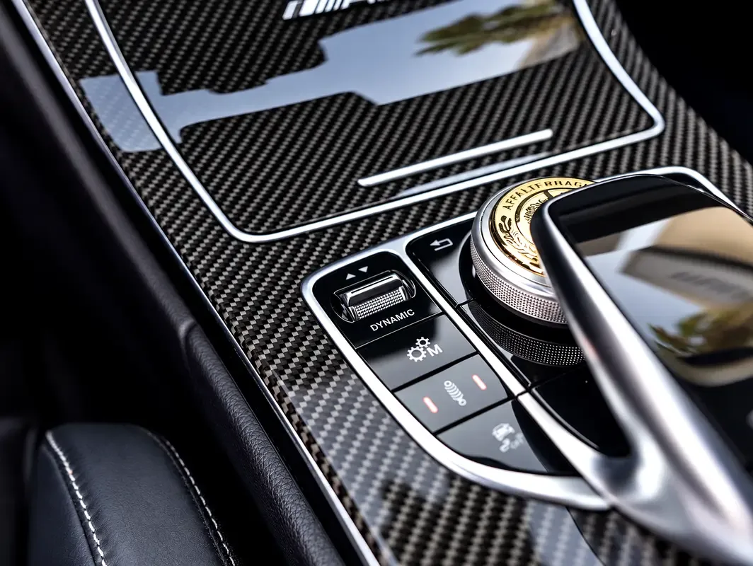 Mercedes-Benz C-Class s 63 7G-Tronic Plus (476 hp) - 14