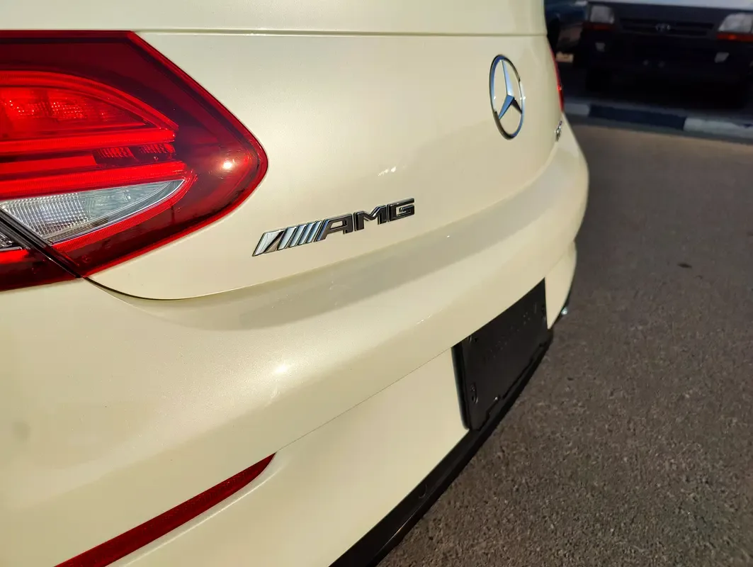 Mercedes-Benz C-Class s 63 7G-Tronic Plus (476 حصان) - 15