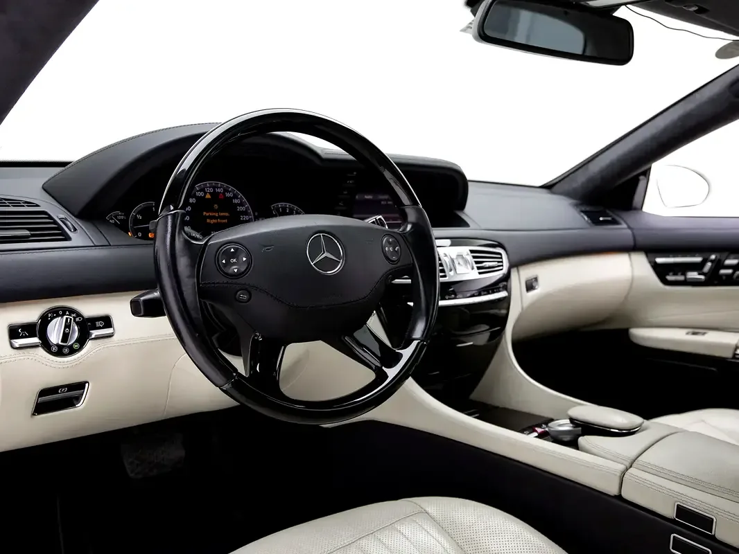 Mercedes-Benz CL-Class CL 550 7G-Tronic (388 حصان) - 8