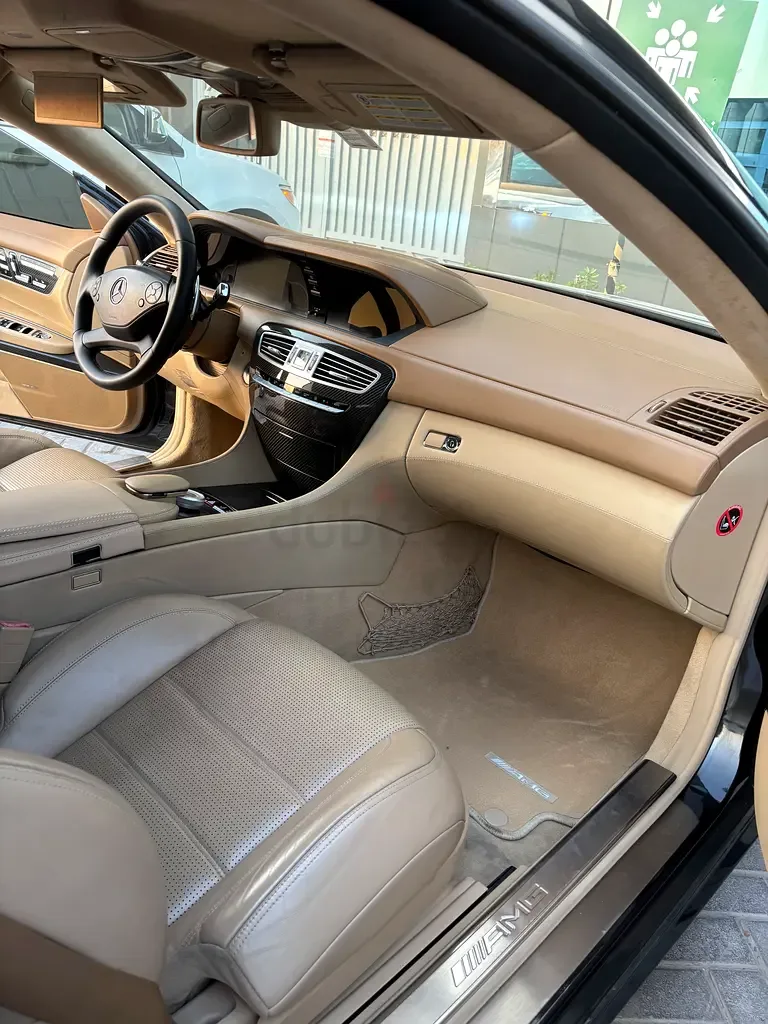 Mercedes-Benz CL-Class CL 63 AMG Speedshift MCT (544 hp) - 4
