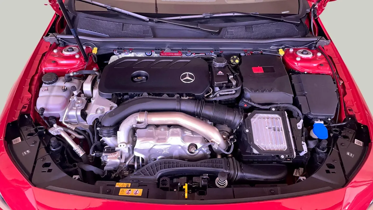 Mercedes-Benz CLA 2.0 AMT 4WD (224 حصان) - 13