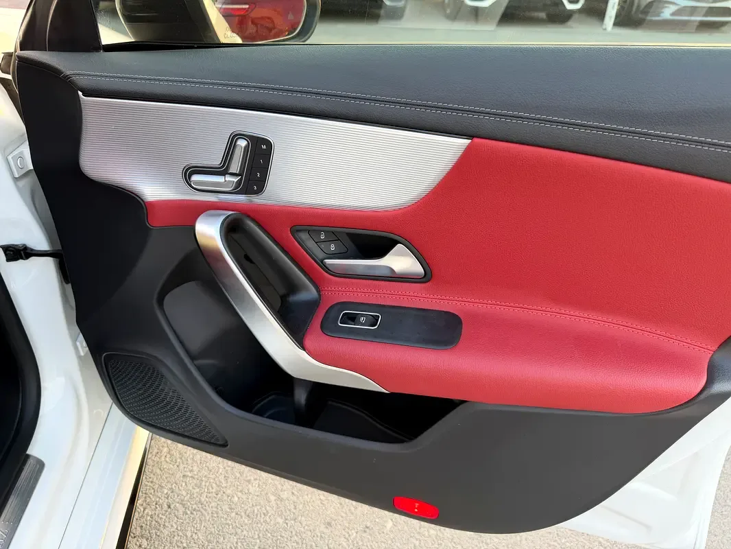 Mercedes-Benz CLA 250 7G-DCT (224 hp) - 13