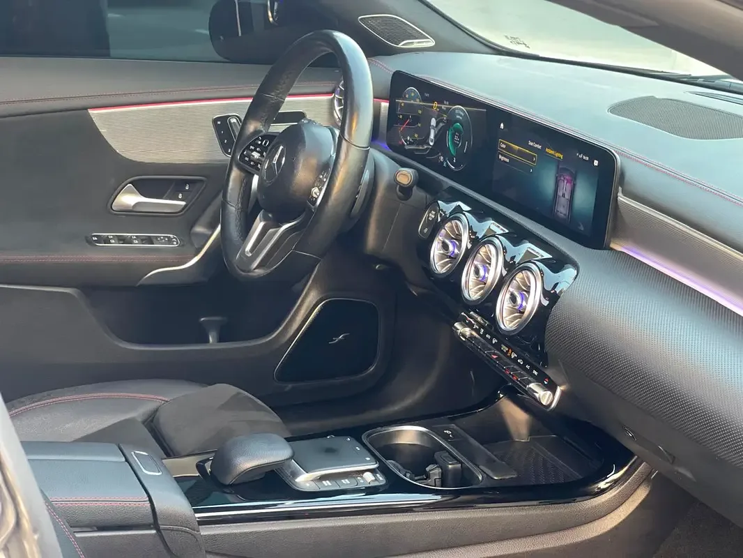 Mercedes-Benz CLA 250 7G-DCT (224 حصان) - 11