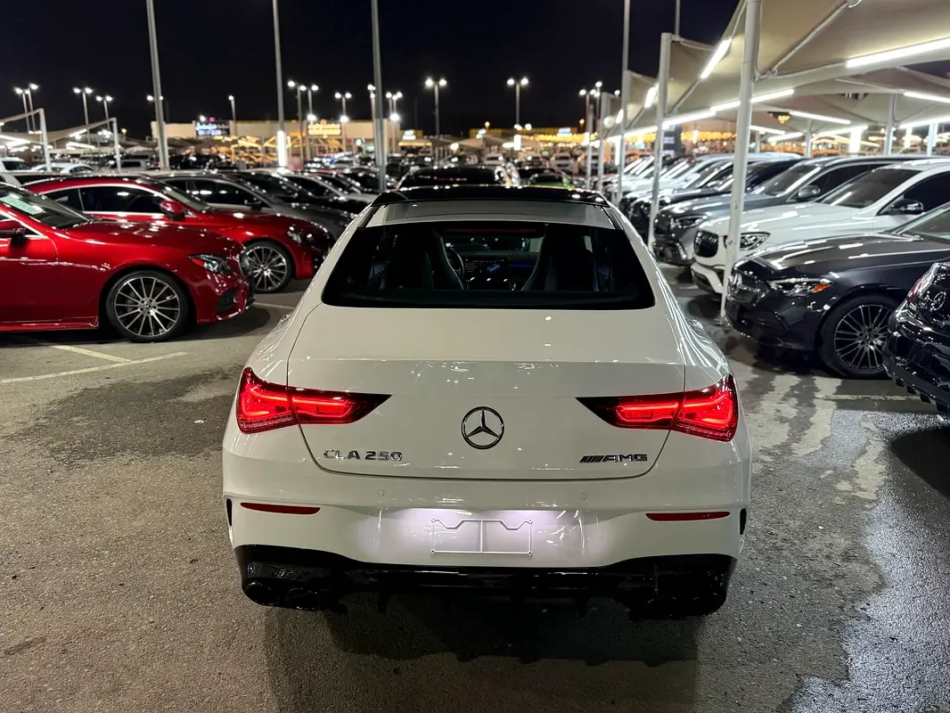 Mercedes-Benz CLA 250 7G-DCT (224 حصان) - 4