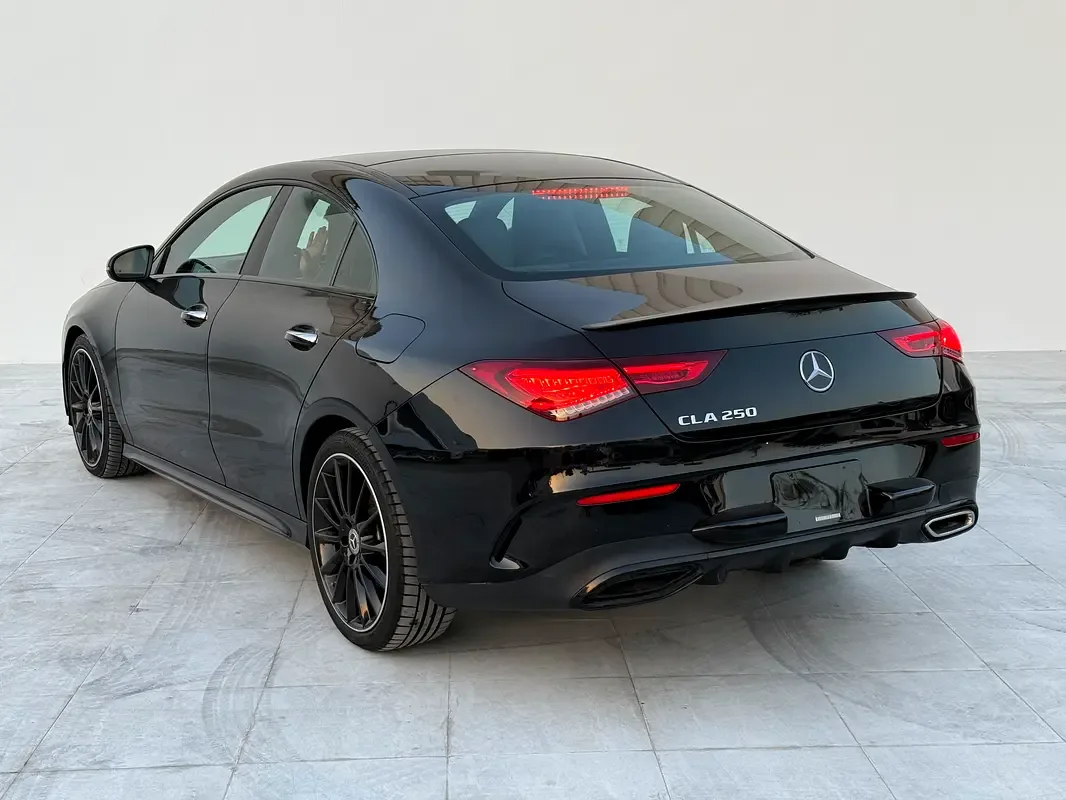 Mercedes-Benz CLA 250 7G-DCT (224 حصان) - 4