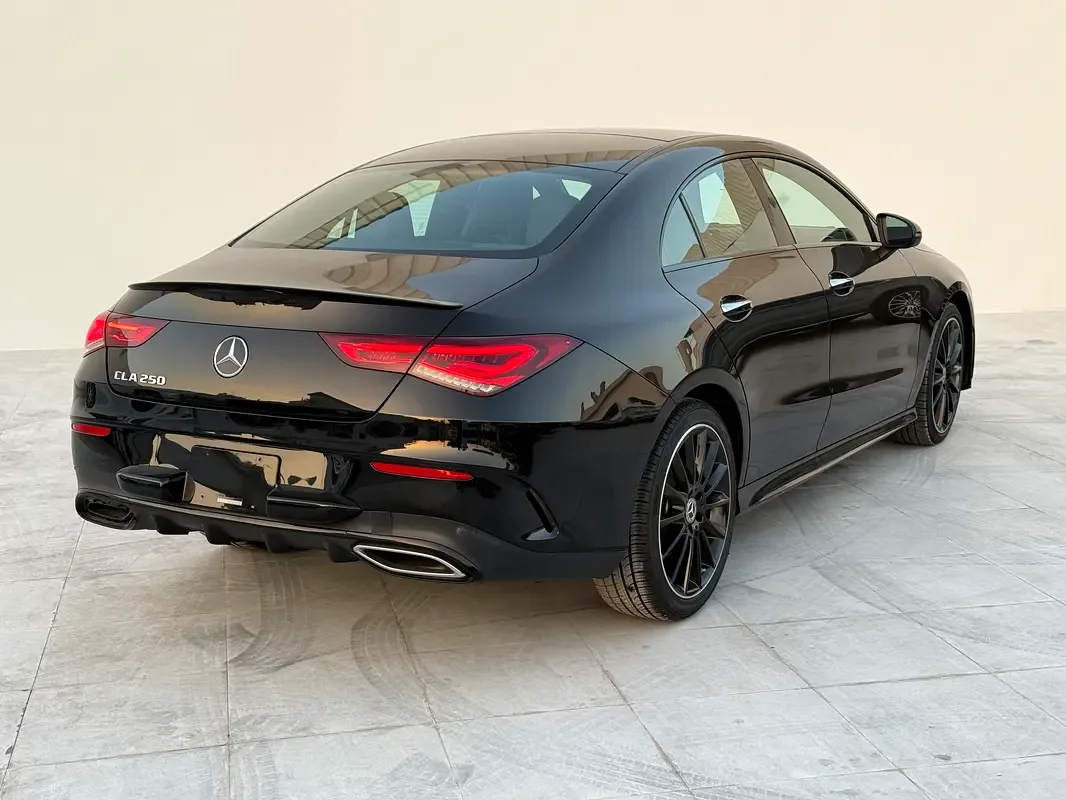 Mercedes-Benz CLA 250 7G-DCT (224 حصان) - 3