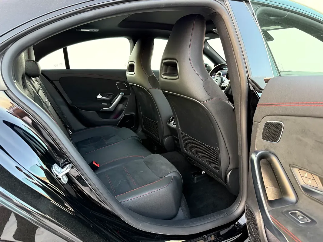 Mercedes-Benz CLA 250 7G-DCT (224 حصان) - 15