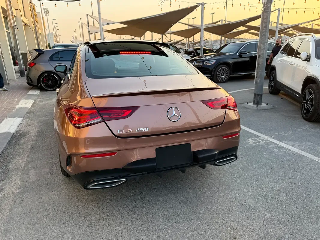 Mercedes-Benz CLA 250 7G-DCT (224 حصان) - 5