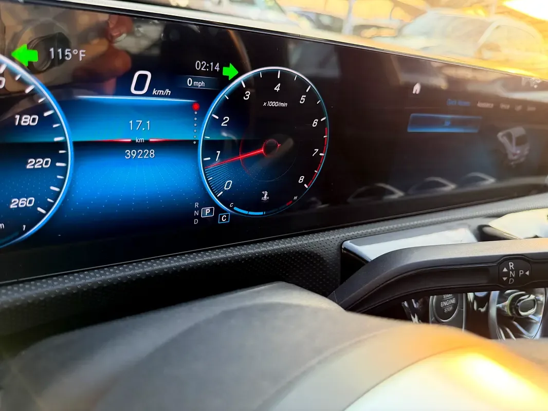 Mercedes-Benz CLA 250 7G-DCT (224 حصان) - 13