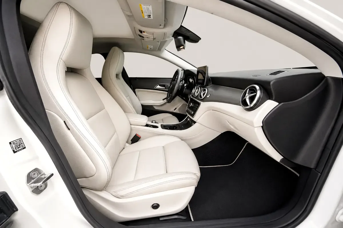 Mercedes-Benz CLA 250 7G-DCT (224 hp) - 12