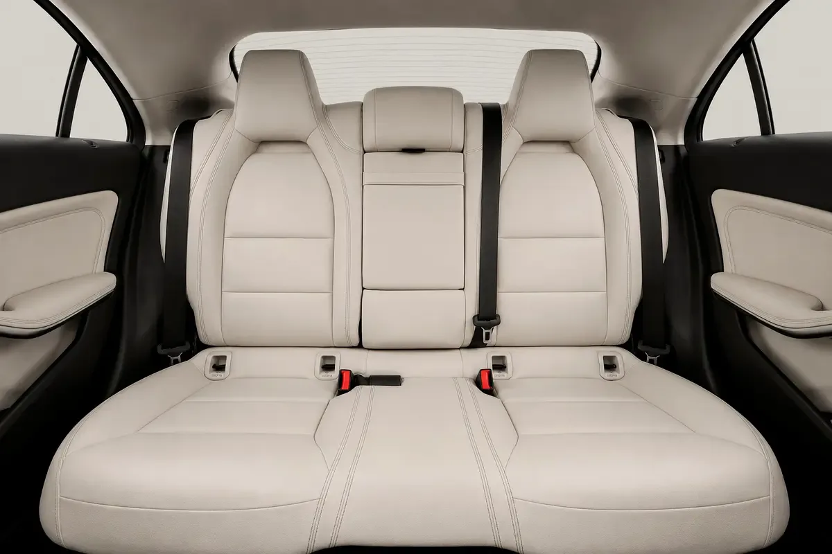 Mercedes-Benz CLA 250 7G-DCT (224 hp) - 16