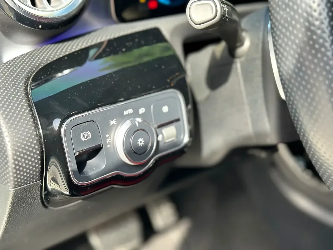 Mercedes-Benz CLA 250 7G-DCT (224 حصان) - 15