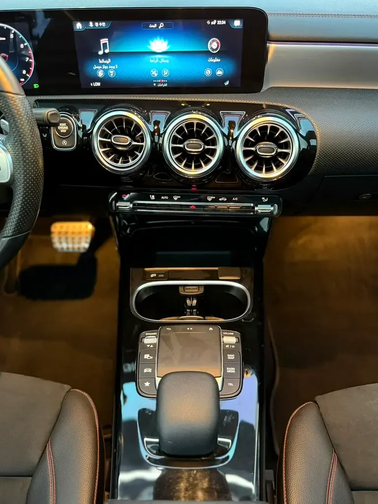 Mercedes-Benz CLA 250 7G-DCT 4MATIC (224 hp) - 16