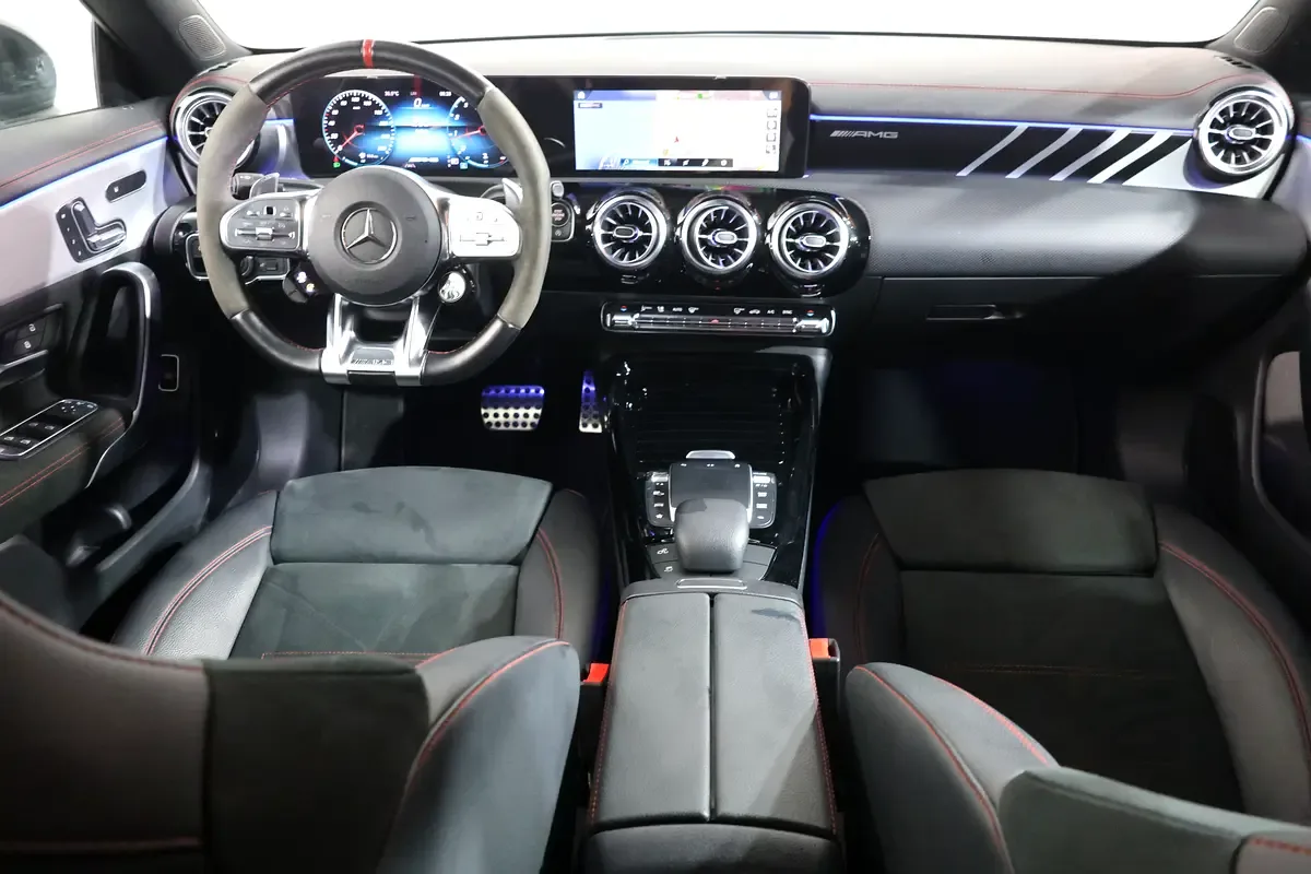 Mercedes-Benz CLA 35 7G-DCT 4MATIC (306 حصان) - 11