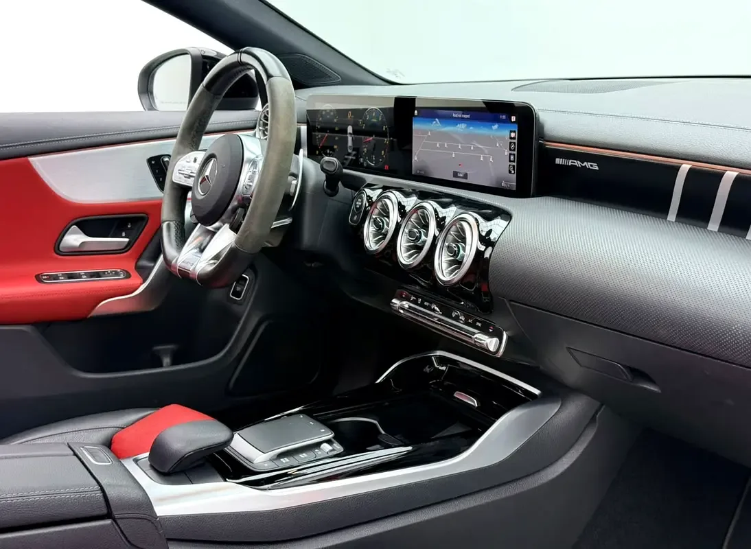 Mercedes-Benz CLA 35 7G-DCT 4MATIC (306 hp) - 7