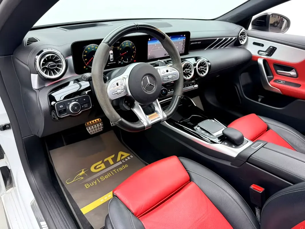 Mercedes-Benz CLA 35 7G-DCT 4MATIC (306 hp) - 10
