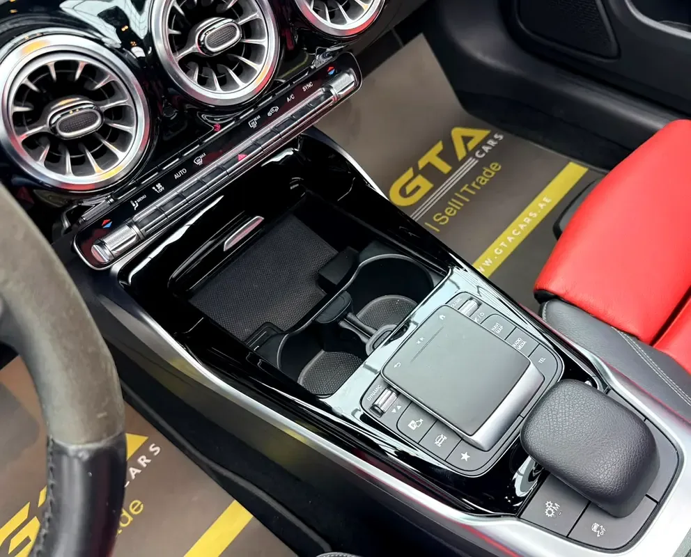 Mercedes-Benz CLA 35 7G-DCT 4MATIC (306 hp) - 16