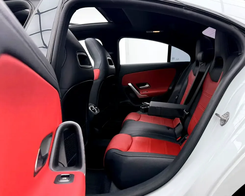 Mercedes-Benz CLA 35 7G-DCT 4MATIC (306 hp) - 17