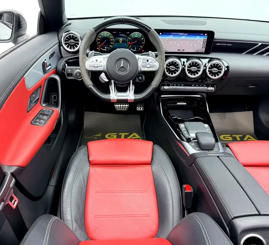 Mercedes-Benz CLA 35 7G-DCT 4MATIC (306 hp) - 14