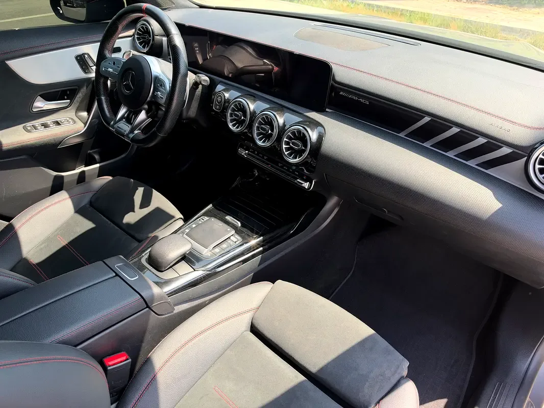 Mercedes-Benz CLA 35 7G-DCT 4MATIC (306 hp) - 11